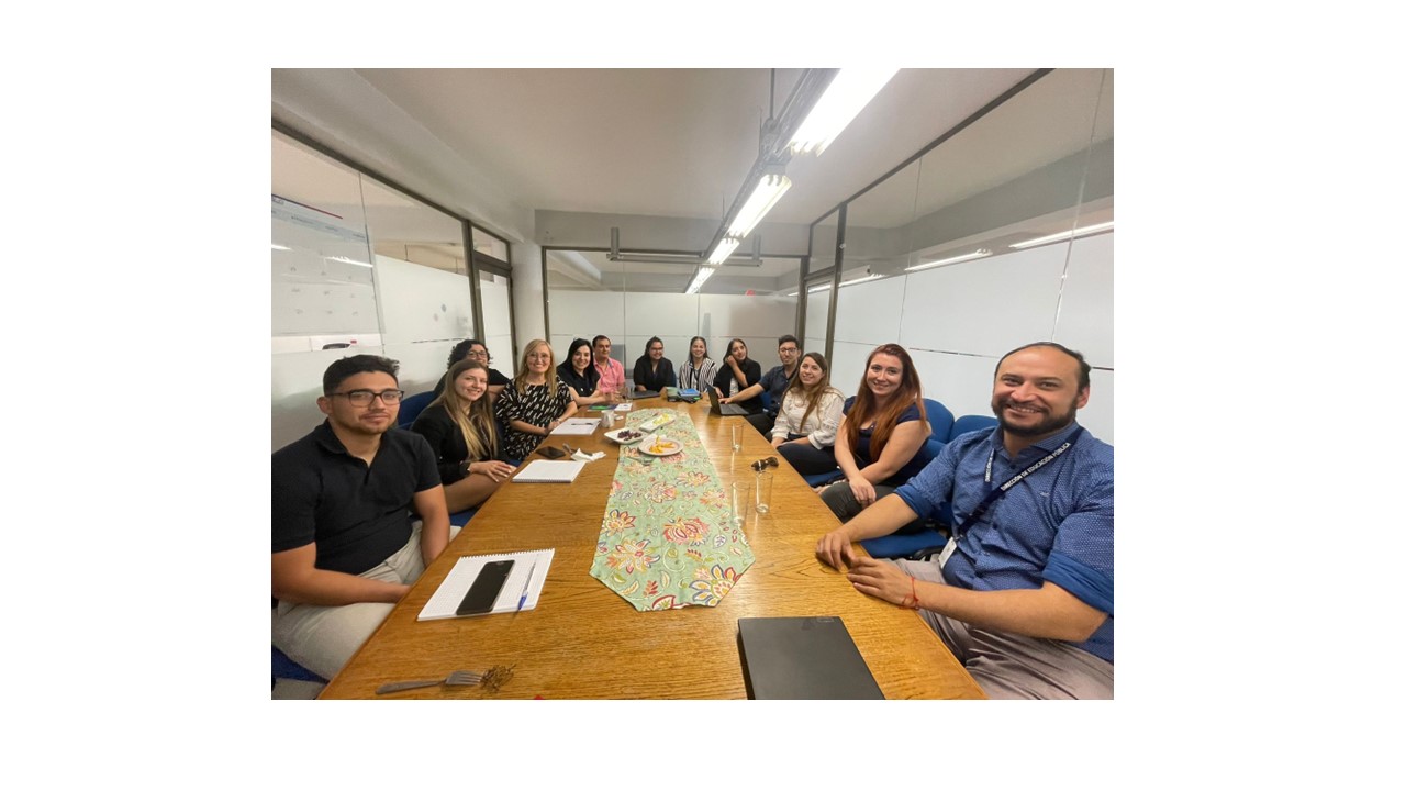 Equipo del Servicio Local de Educación Pública Los Libertadores se prepara en Desarrollo Organizacional y política de Gestión de Personas de la Dirección de Educación Pública