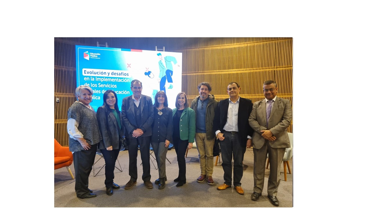 Equipo del SLEP Los Libertadores participó de Seminario “Evolución y desafíos en la Implementación de los Servicios Locales de Educación Pública”