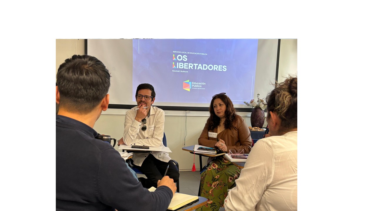 Jefaturas Técnicas y equipos de Convivencia Escolar de Conchalí y Quilicura tuvieron su primer encuentro con “Los Libertadores”